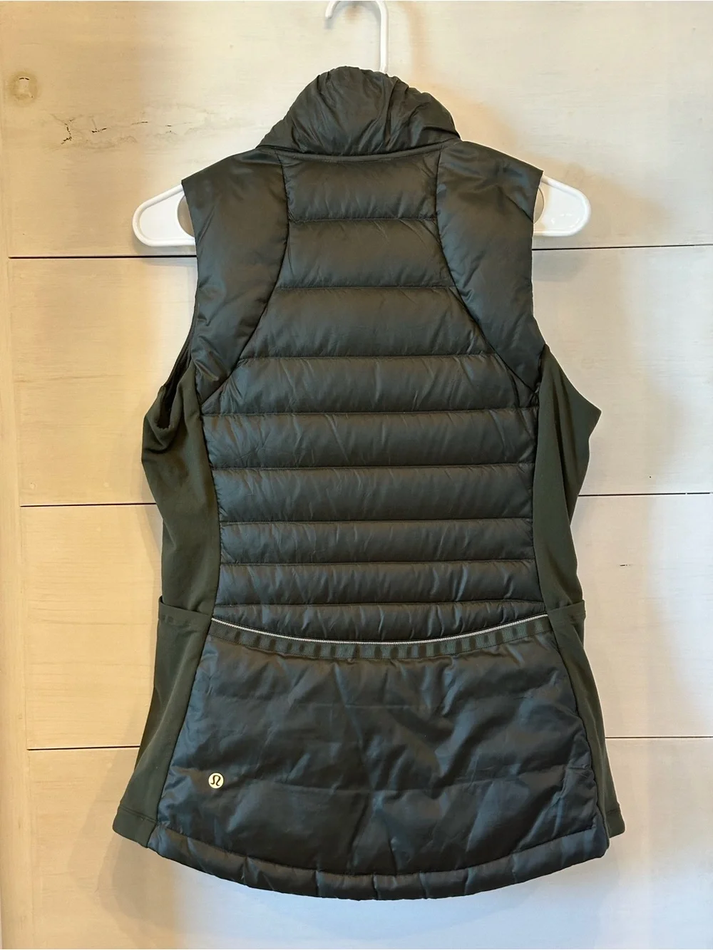 lululemon athletica Quilted Puffer Vest - Olive Green
